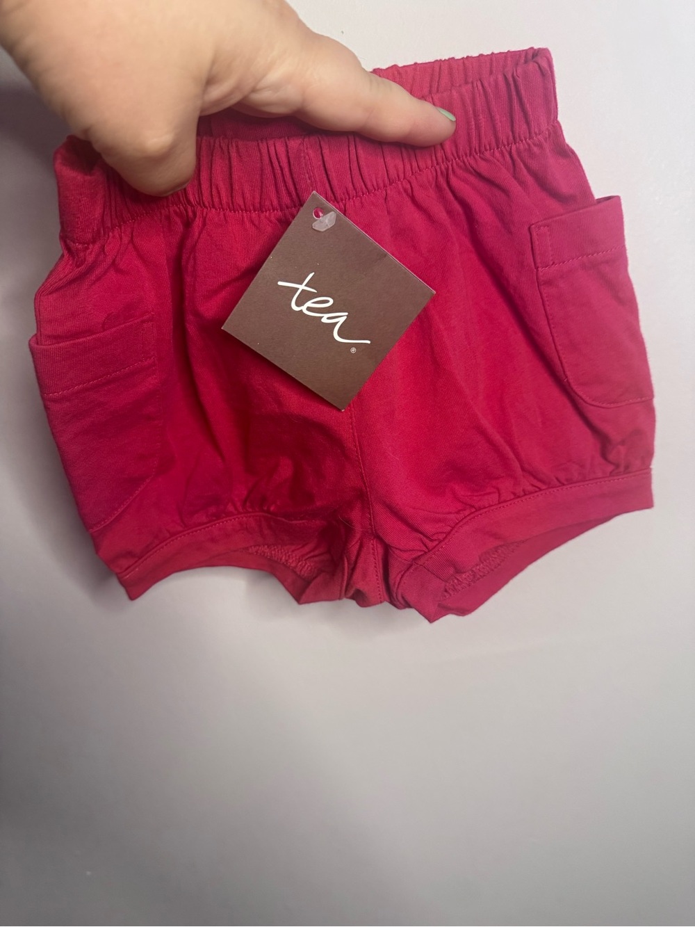 Tea Girls' red Elastic-Waist Shorts